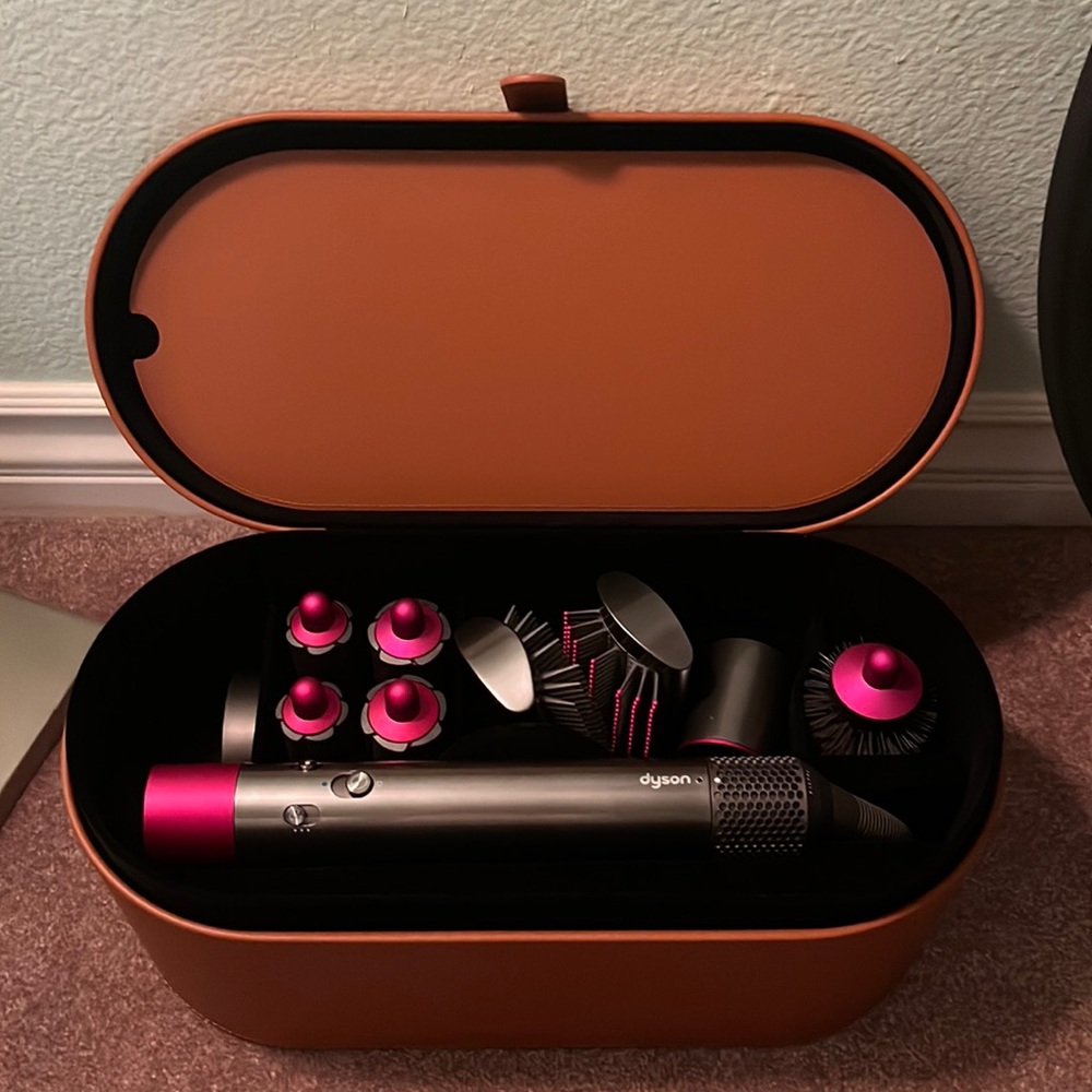 Refurbished Dyson Airwrap (1st Generation)